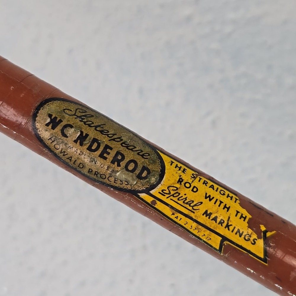 VTG‎ Shakespeare 84" Wonderod Fishing Pole Brown Spiral Markings Fiberglass USA